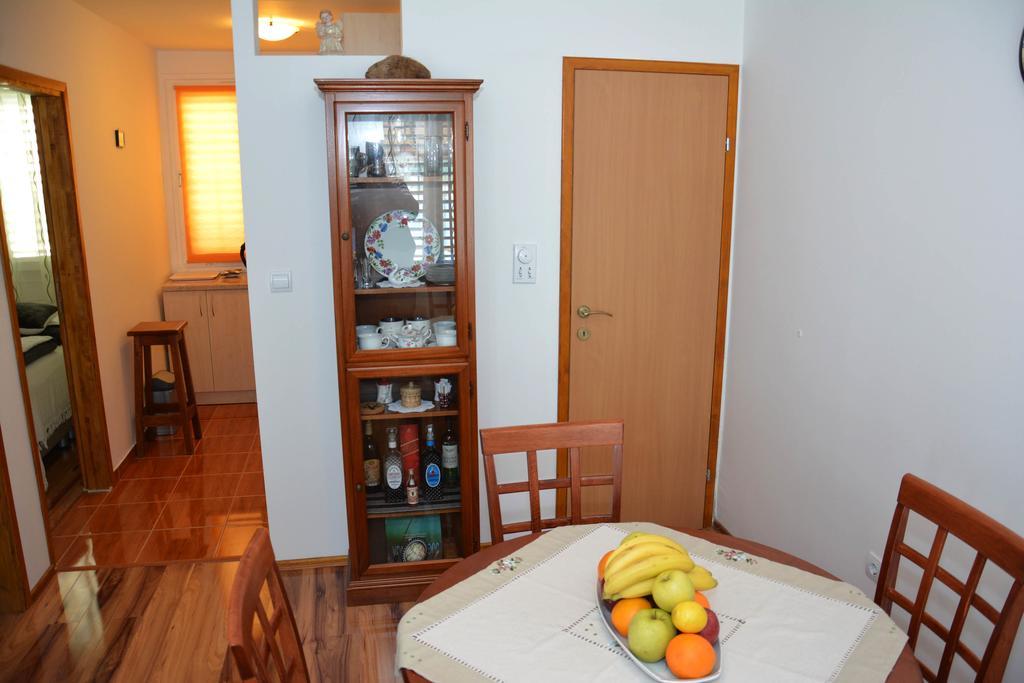 Apartment Biser Kotor Exterior photo